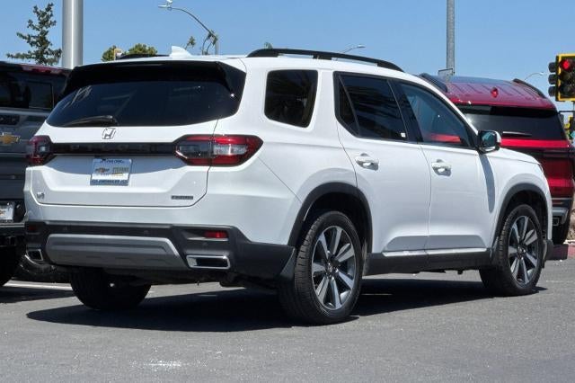 2024 Honda Pilot Touring
