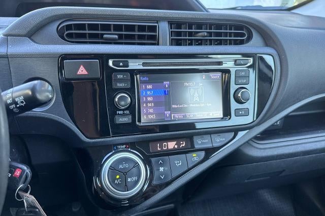 2015 Toyota Prius c One