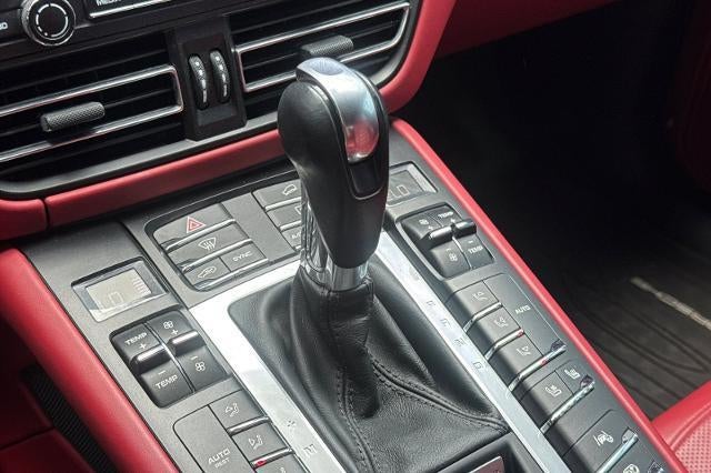 2021 Porsche Macan Turbo