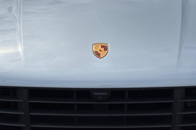 2021 Porsche Macan Turbo