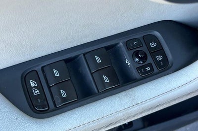 2023 POLESTAR 2 Base